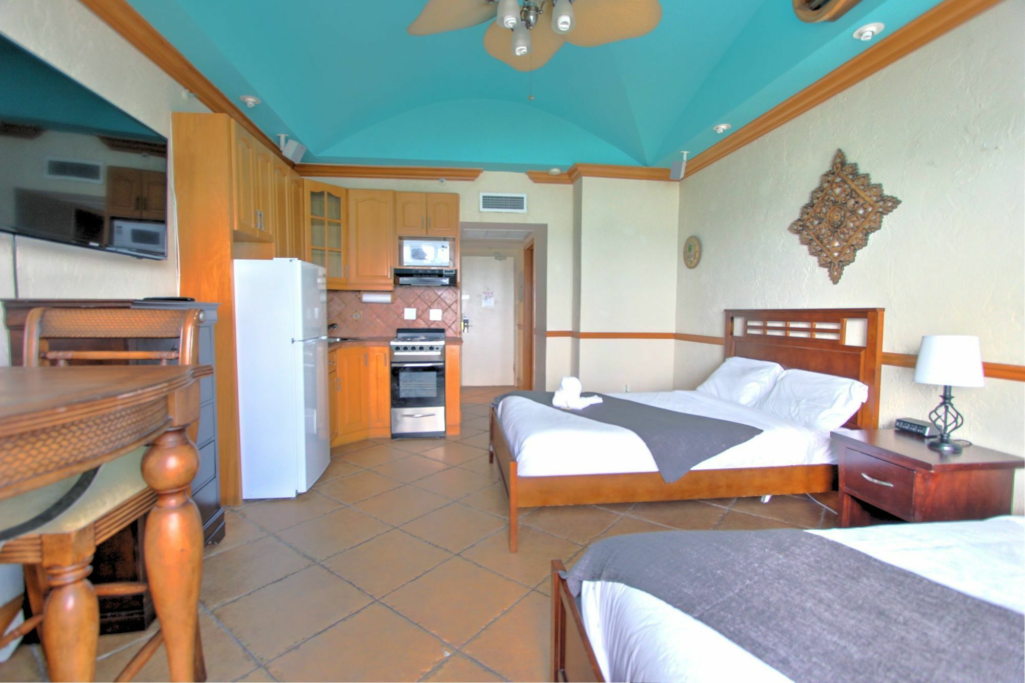 Private Apartments At The Casablanca Μαϊάμι Μπιτς Εξωτερικό φωτογραφία
