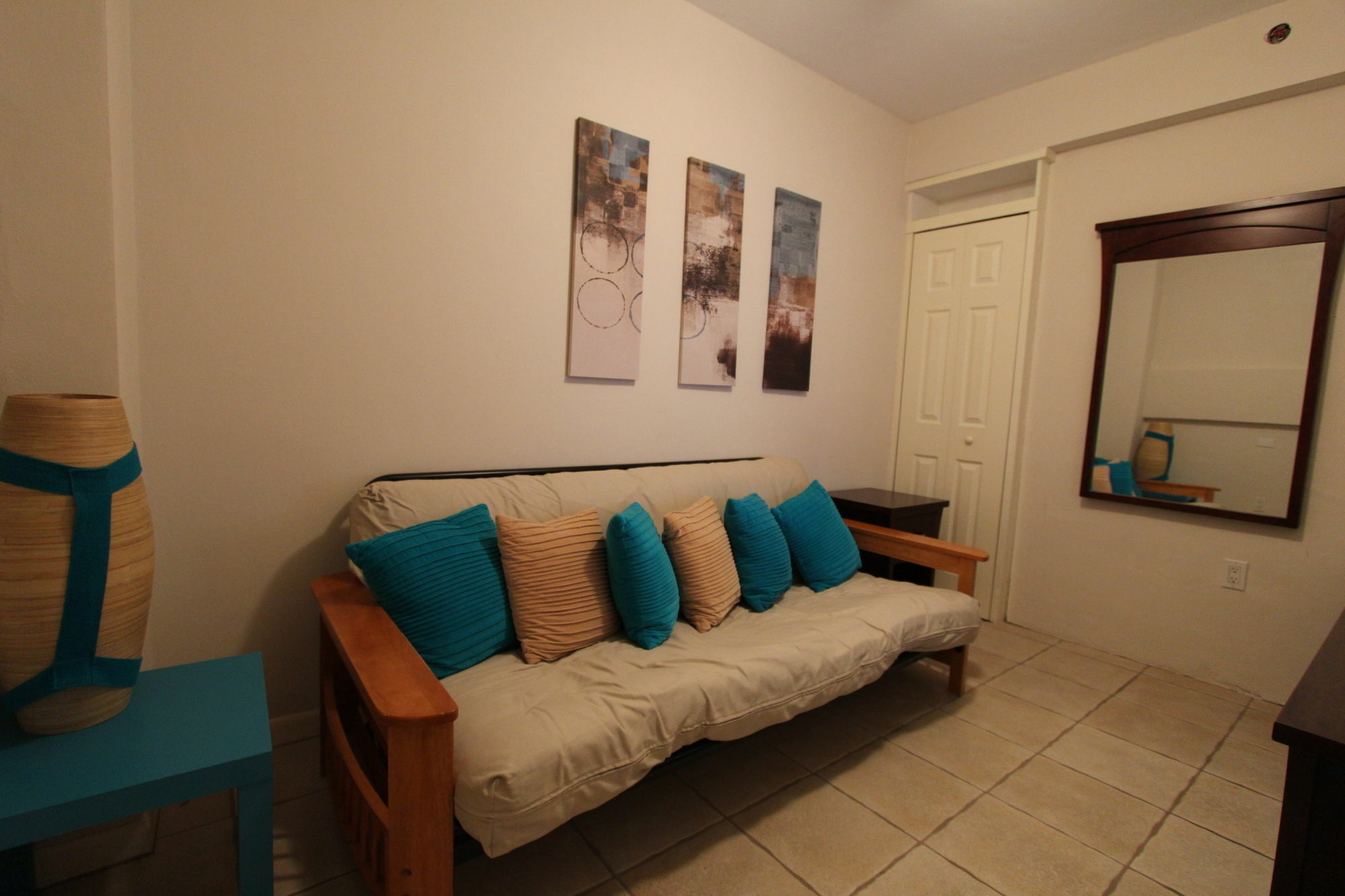 Private Apartments At The Casablanca Μαϊάμι Μπιτς Εξωτερικό φωτογραφία