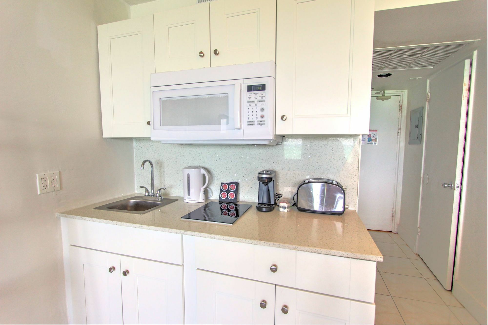Private Apartments At The Casablanca Μαϊάμι Μπιτς Εξωτερικό φωτογραφία