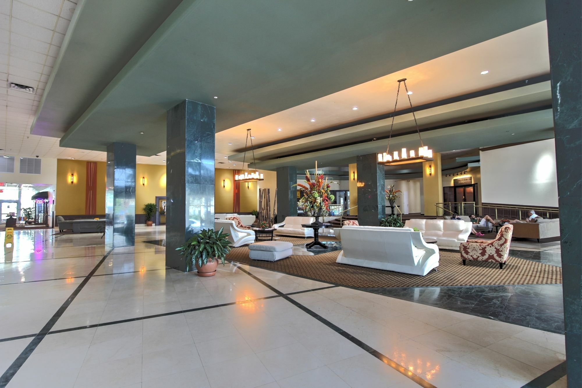 Private Apartments At The Casablanca Μαϊάμι Μπιτς Εξωτερικό φωτογραφία